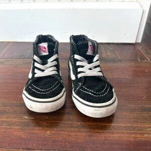 🖤 Vans Sk8-Hi Zip Toddler Sneakers – Black/White – Size [Insert Size] 🖤